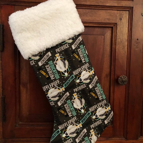 Set of 4 Harry Potter Houses Christmas Holiday Stockings - Picture 5 of 6